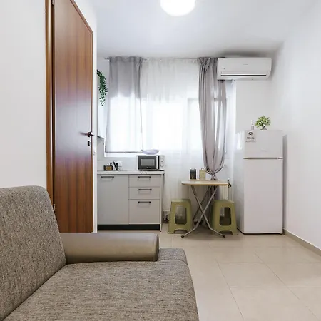 Appartement Le Floor, Urban Escape Near Center *