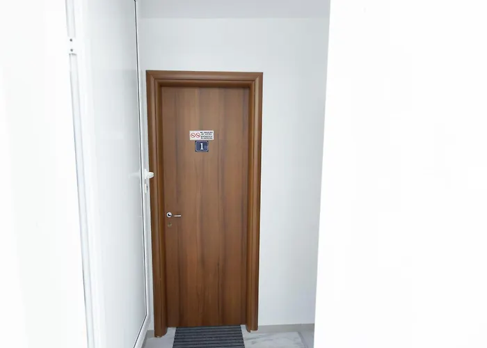 Le Floor, Urban Escape Near Center Thessaloniki